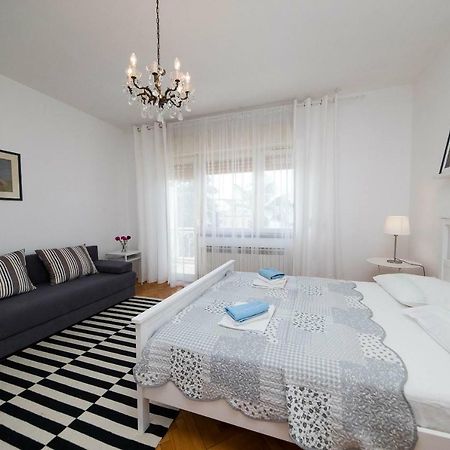 Apartmani Ruzica Crikvenica Eksteriør billede