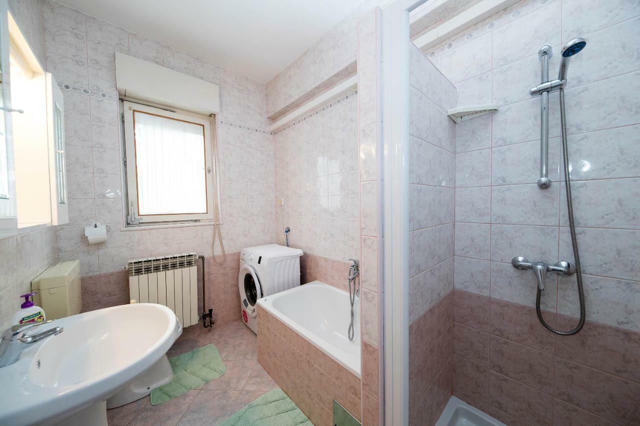 Apartmani Ruzica Crikvenica Eksteriør billede
