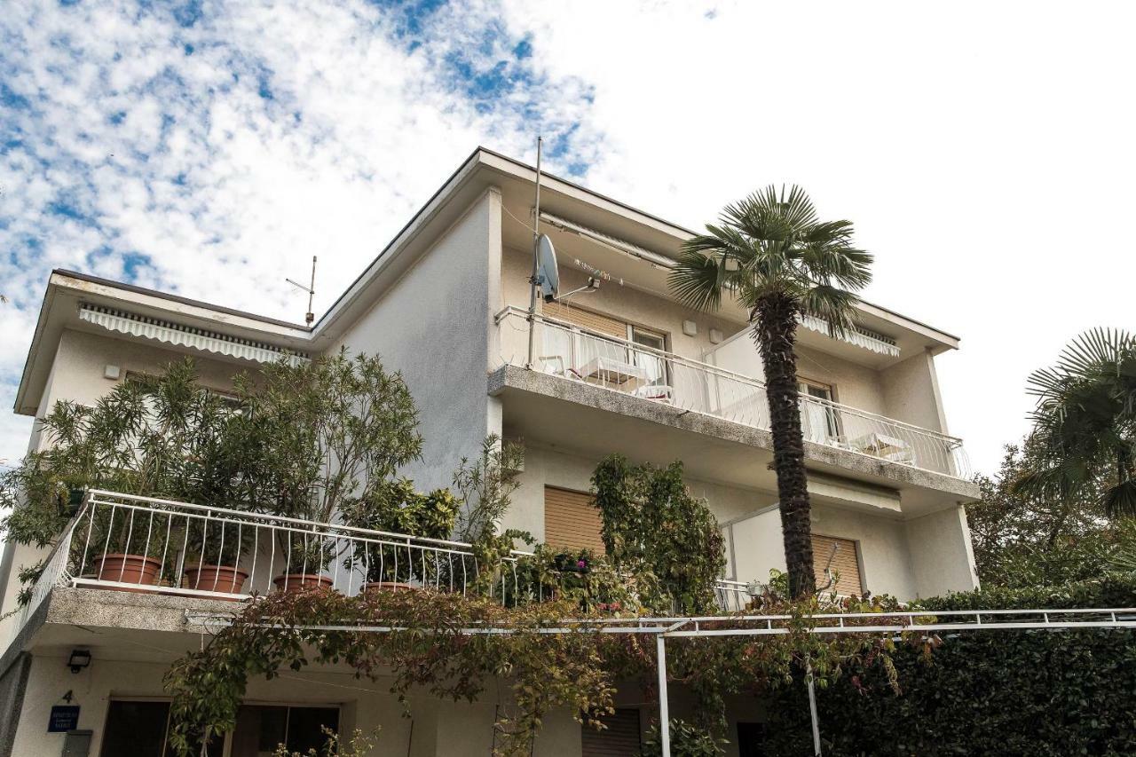 Apartmani Ruzica Crikvenica Eksteriør billede