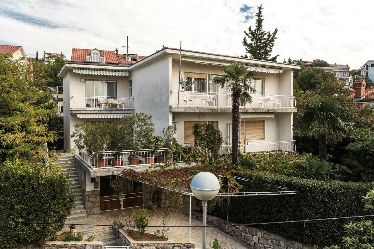 Apartmani Ruzica Crikvenica Eksteriør billede